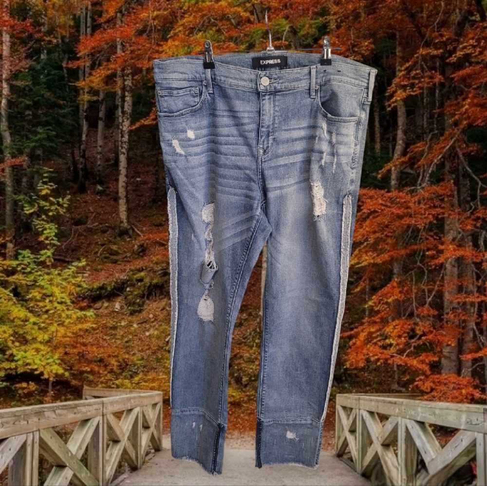 Distressed Denim Jeans